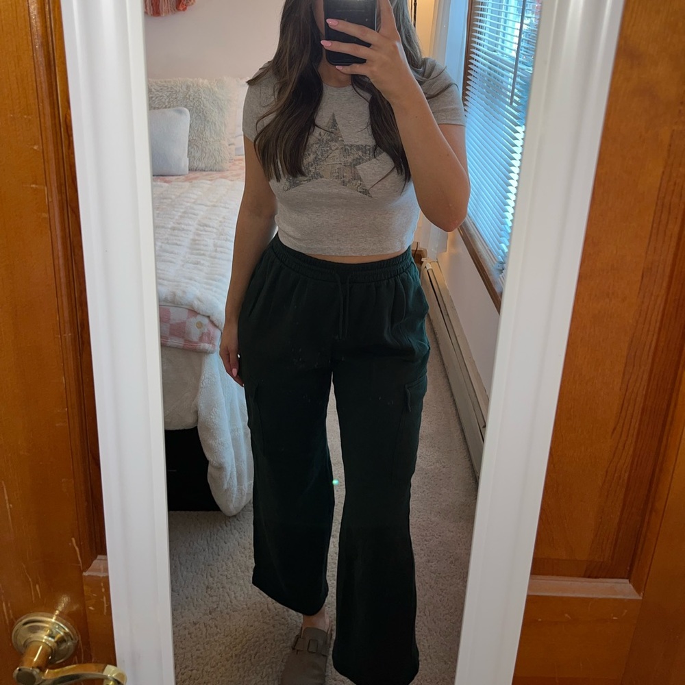 Green Cargo Sweatpants